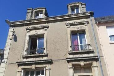 تختخواب و صبحانه La Chambre D Hôte De Chris