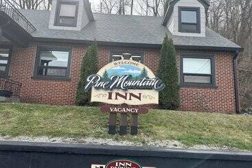 민박 Pine Mountain Inn