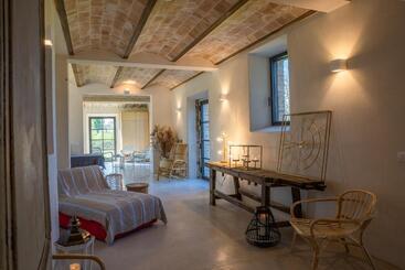 مبيت وإفطار Villa Alta