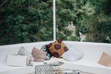 צימר Yours Trulli