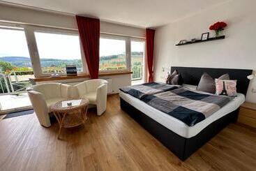 בית מלון כפרי Schnütgenhof übernachtung Am Biggesee