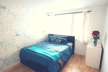 پانسیون Upscalecity Center