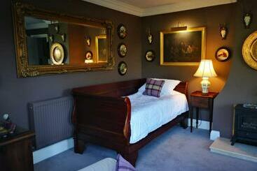 مبيت وإفطار Staggs Cottage