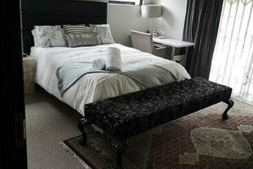 پانسیون Bristow Luxury Suites With Back Up Power And Free Wi Fi