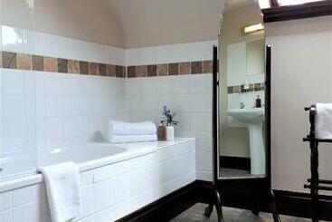 پانسیون Corsewall Arms Guest House