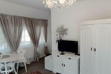 Пансион Penzion A Restaurace Belveder