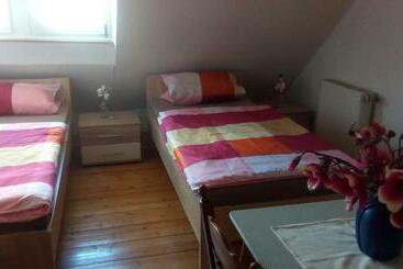 膳宿费 Zimmervermietung Pargen