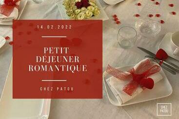 تختخواب و صبحانه Chez Patou