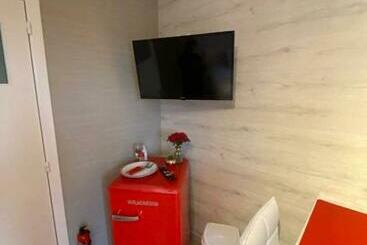 تختخواب و صبحانه La Milardière Chambres D Hôtes