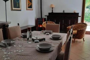 민박 La Torre Di Longara