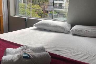 Esquina 8 Suítes Confort & Hostel