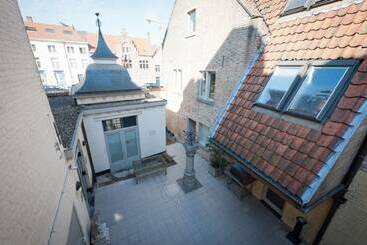 Canalview Hotel Ter Reien