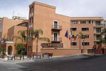 בית מלון כפרי Artemis