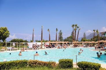 酒店 Borgo Di Fiuzzi Resort & Spa