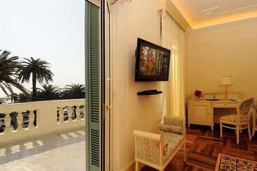 ホテル De Paris Sanremo