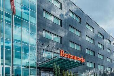 호텔 Desilva Warszawa Piaseczno