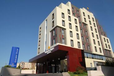 Отель Golden Tulip Ana Dome