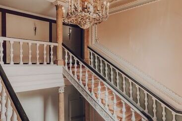 Отель Kaiserhof Victoria