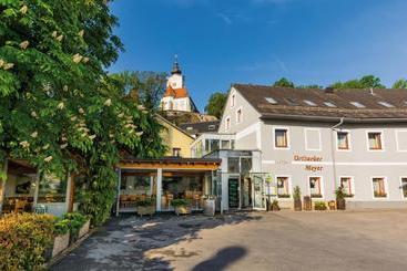 هتل Frühstückspension Meyer, Familie Orthacker