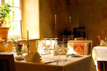 Отель Schloss Edesheim