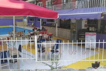 בית מלון כפרי Selay