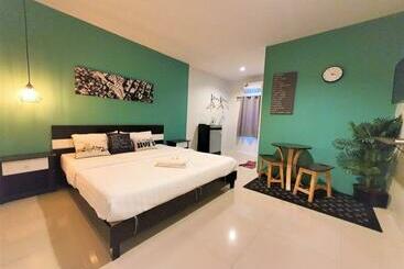 הוסטל Bangolf2001