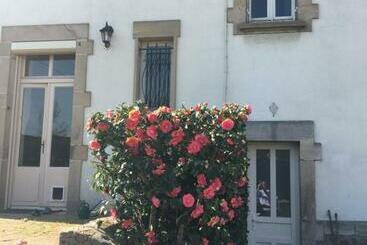 تختخواب و صبحانه Augustodun Home