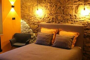 צימר Aura D épices