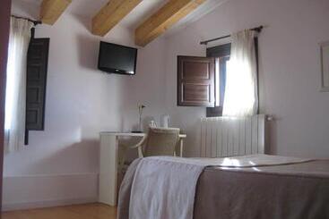 پانسیون Hostal Tabanqueta