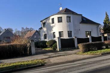 膳宿费 Penzion Ubytování U Parku S Parkovištěm