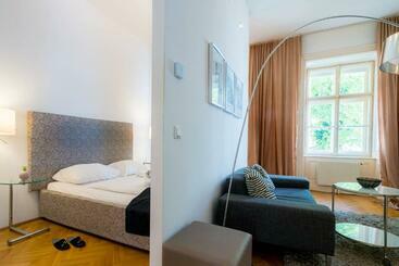 Vienna Residence, Am Heumarkt   Stadtpark