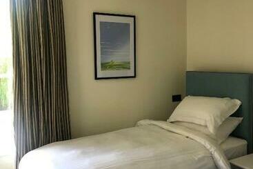 Abbots Leigh B&b