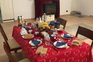 膳宿费 La Marchesa