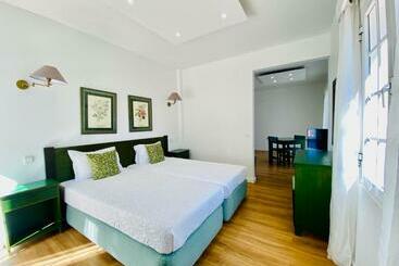 旅馆 Vale Mar Guest