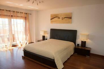 پانسیون Riverzenhouse