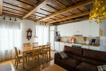 هاستل Ainabnb   Residence Kappsäcken