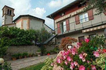 Bed and Breakfast Cà Dei Fiori