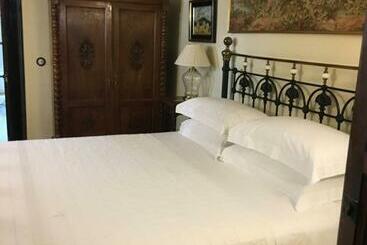 تختخواب و صبحانه Casa San Roque