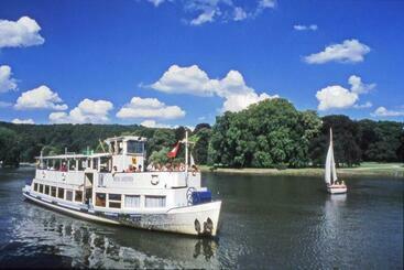 住宿加早餐  Claire De Meuse Rooms Of December Fairyland