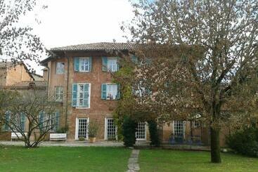 مبيت وإفطار Villa Belforte