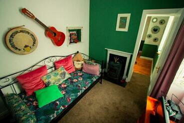Easkey Hostel