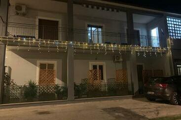 بنسيون B&b Casa Rosina