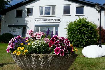 Пансион Garni Haus Dithmarschen