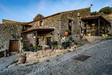 پانسیون Old House