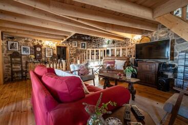 ペンション Old House