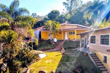 پانسیون Pousada Pitoresca