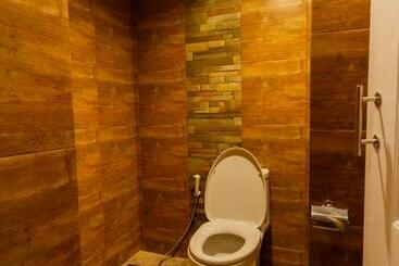استراحتگاه Namtok Sarika Resotel