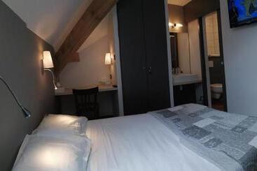 بنسيون Le Grand Chatelard Hôtel Bar Restaurant