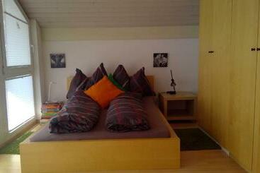 Bed And Breakfast 24