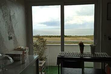 تختخواب و صبحانه Bed&breakfast Albysuite